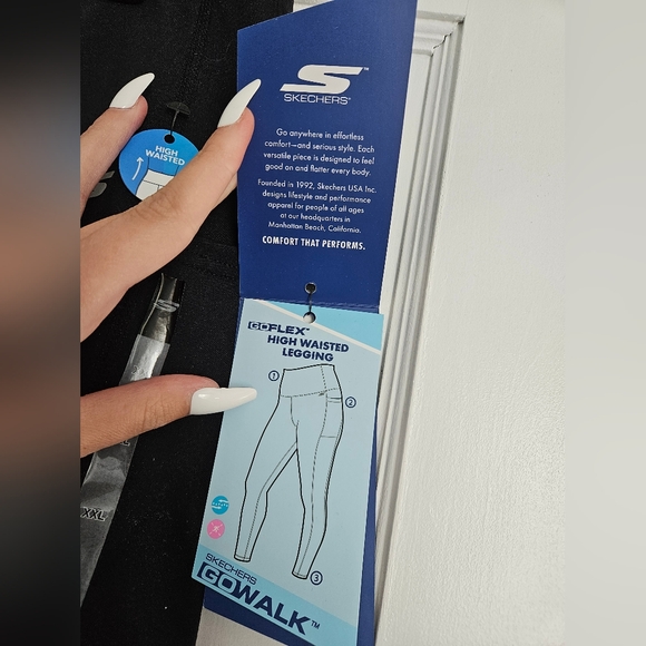 🆕️Sketchers Black GoWalk GoFlex High Waisted Leggings - Picture 3 of 8